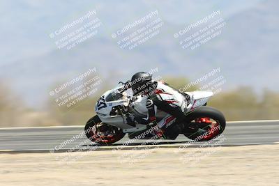 media/Apr-20-2025-CVMA (Sun) [[39090e8767]]/Race 9-Formula LW Twins Shootout/